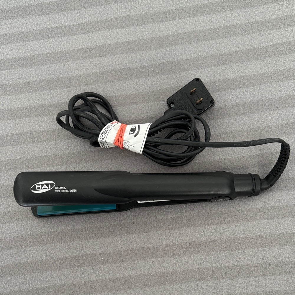 HAI Black Hair Straightener